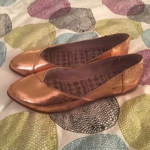 Toms Jutti Flat Rose Gold Metallic Sz W9